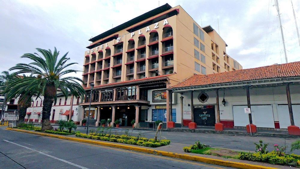 Plaza Uruapan Hotel Eksteriør billede