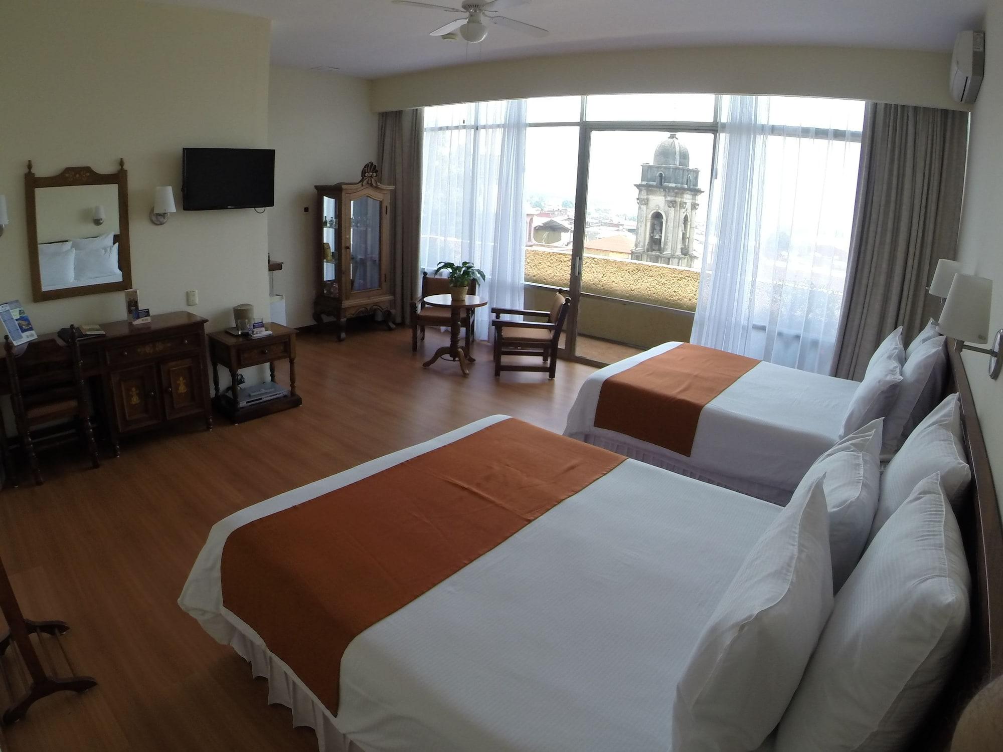 Plaza Uruapan Hotel Eksteriør billede