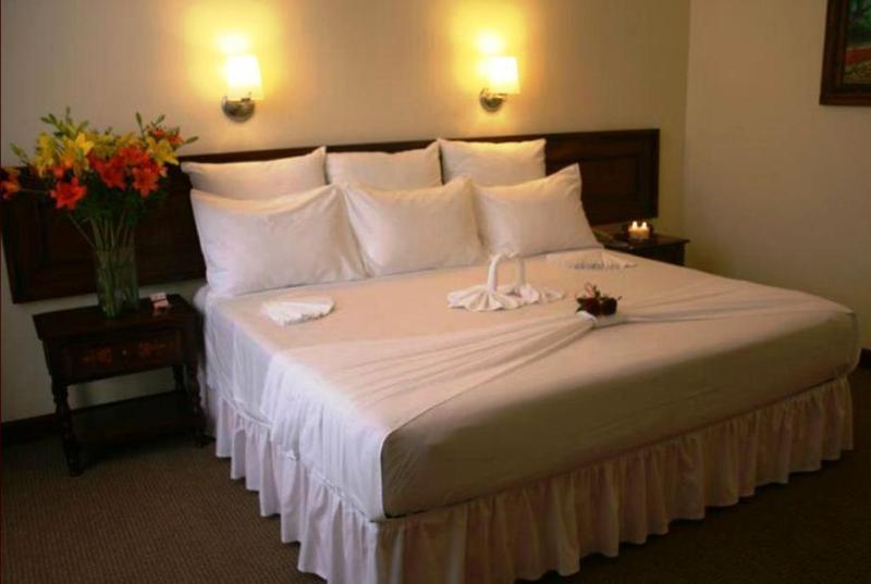 Plaza Uruapan Hotel Eksteriør billede