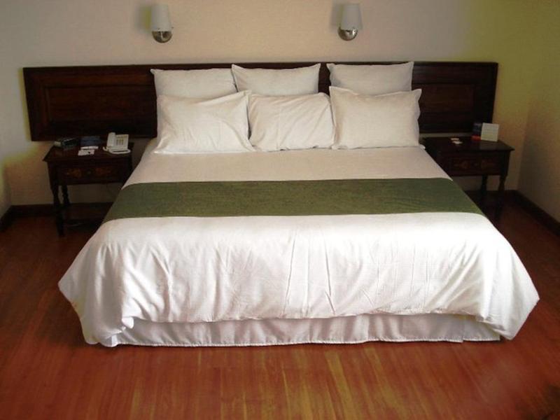 Plaza Uruapan Hotel Eksteriør billede